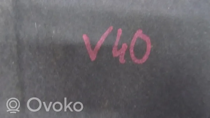 Volvo V40 Isolation acoustique et thermique pour capot 