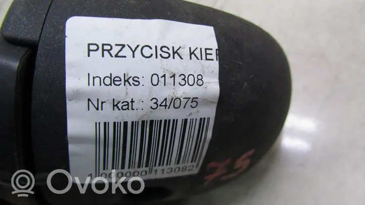 Honda CR-V Przełącznik / Przycisk kierownicy 