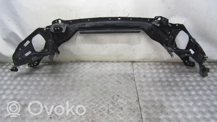 Volvo XC60 Staffa del pannello di supporto del radiatore parte superiore 