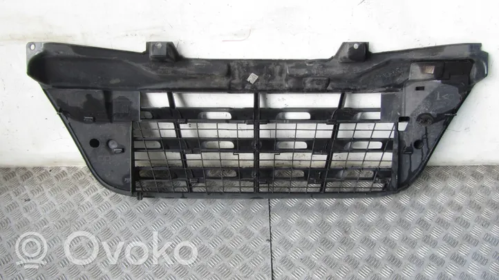 Opel Movano B Front bumper upper radiator grill 