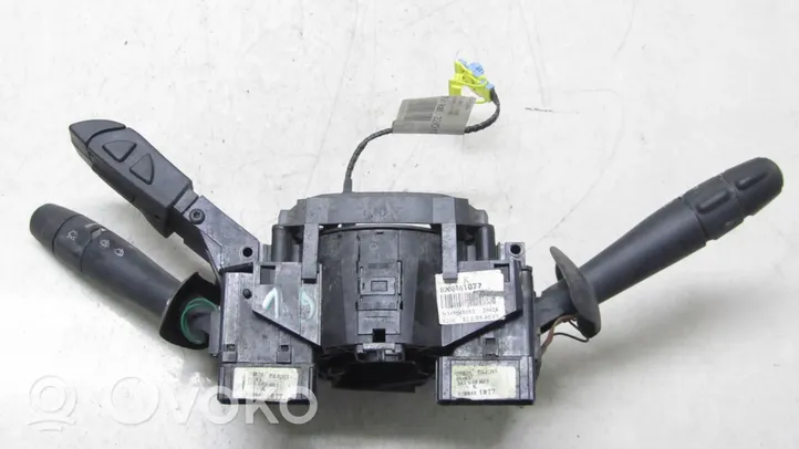 Opel Movano A Leva/interruttore dell’indicatore di direzione e tergicristallo 8200481077