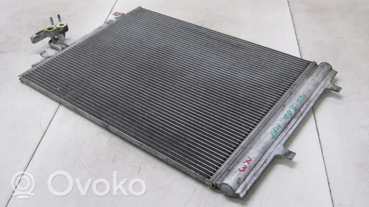 Volvo V60 Radiateur condenseur de climatisation 