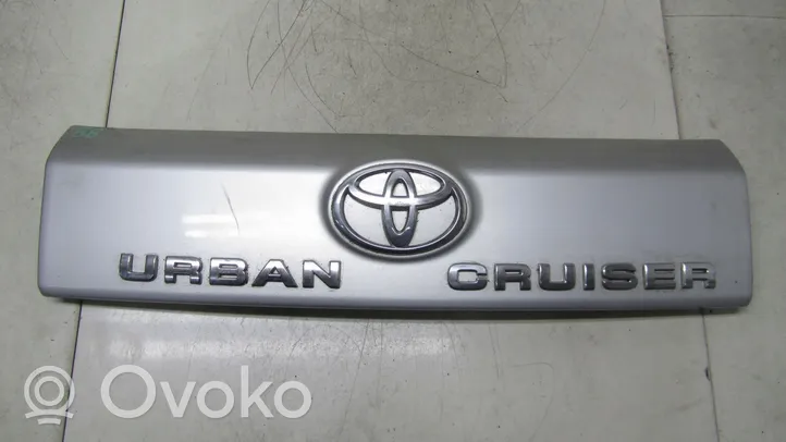 Toyota Urban Cruiser (XP110) Garniture de hayon 