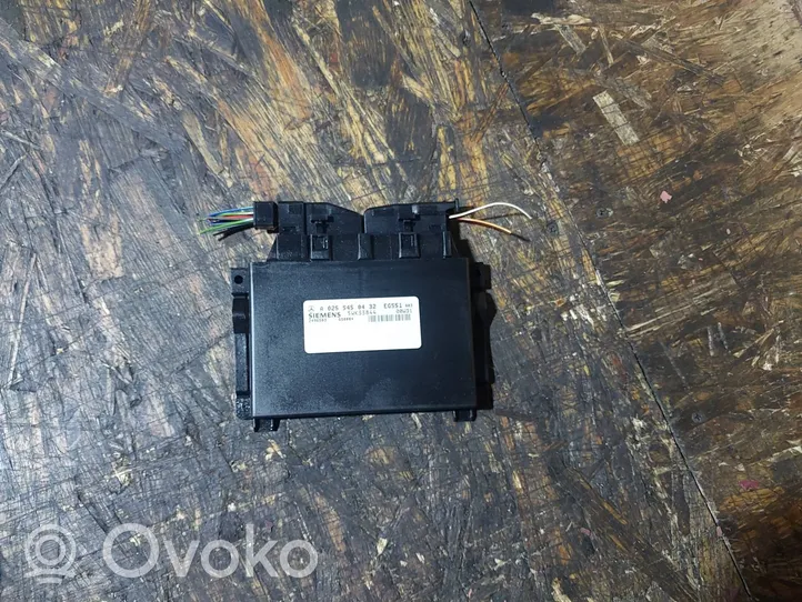 Mercedes-Benz E W210 Module de contrôle de boîte de vitesses ECU A0255450432