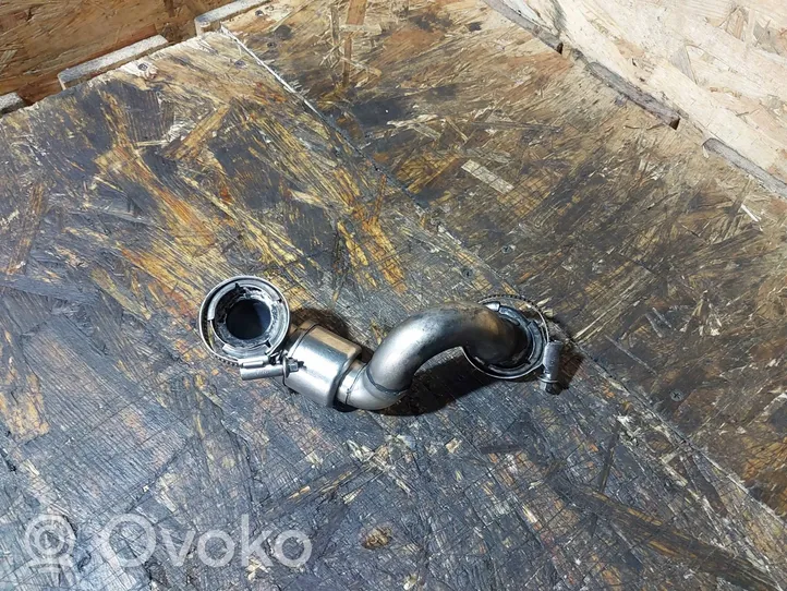 BMW 3 E46 Tuyau de raccordement solide EGR 11712354039