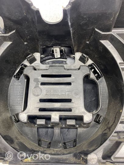 Volkswagen Tiguan Allspace Grille calandre supérieure de pare-chocs avant 5NA853653