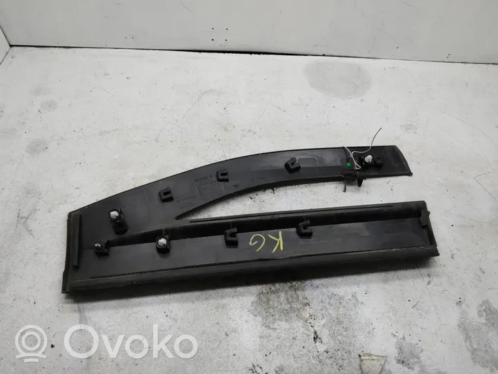 Opel Mokka B Takaoven lista (muoto) 9841010680