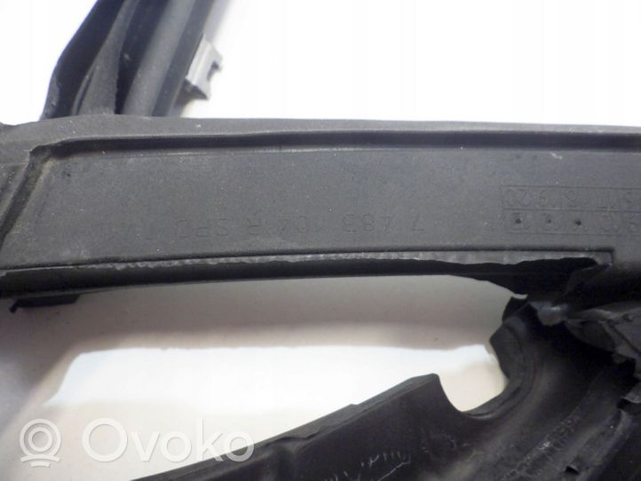 BMW 2 F44 Guarnizione in gomma finestrino/vetro portiera anteriore 7483104