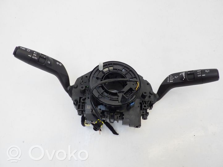 Nissan Qashqai J12 Leva/interruttore dell’indicatore di direzione e tergicristallo 255606RN3A