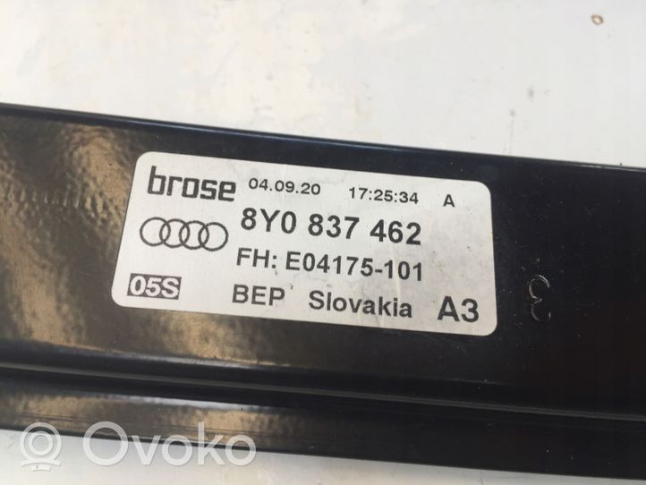 Audi A3 8Y Elektryczny podnośnik szyby drzwi przednich 8Y0837462