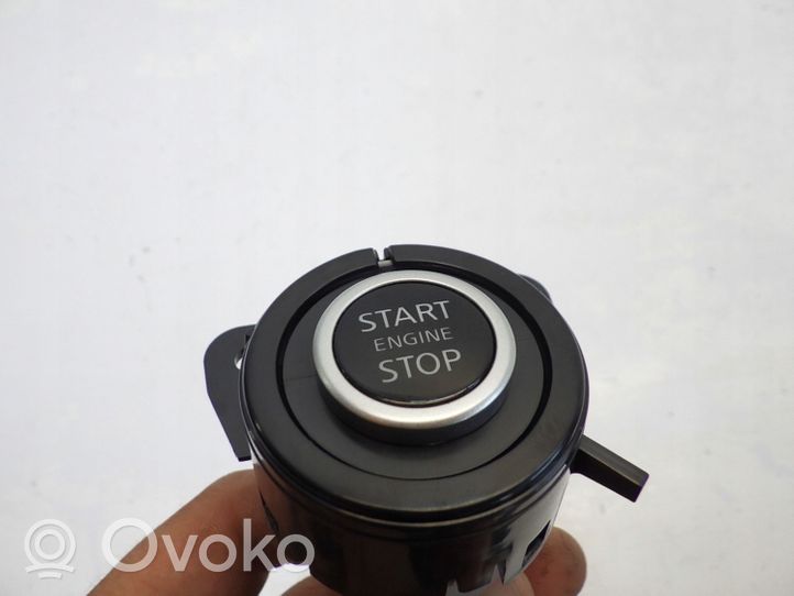 Nissan Qashqai J12 Przycisk zapłonu Start / Stop 960ZP6UN0A