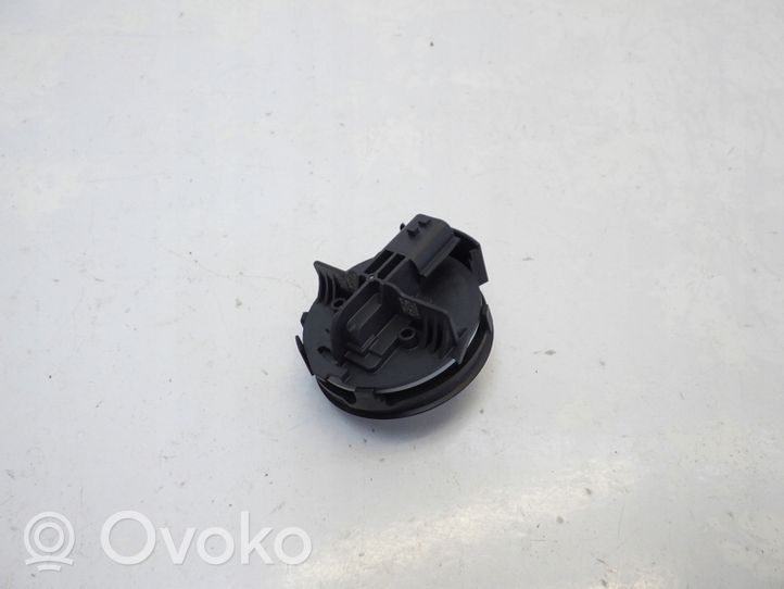 Nissan Qashqai J12 Czujnik uderzenia Airbag 988366UA0B