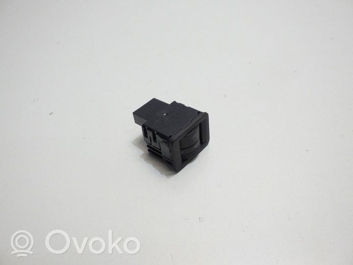 Volkswagen Taigo Przycisk / Pokrętło regulacji świateł 2G7941333