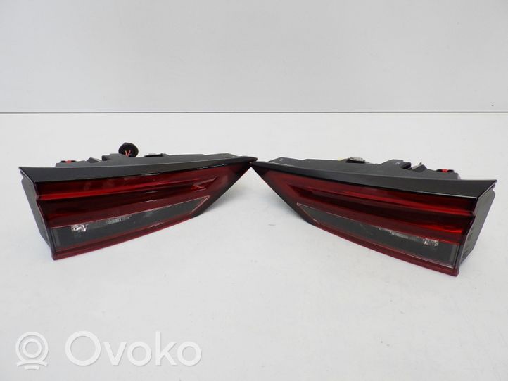 Nissan Qashqai J12 Set feux arrière / postérieurs 