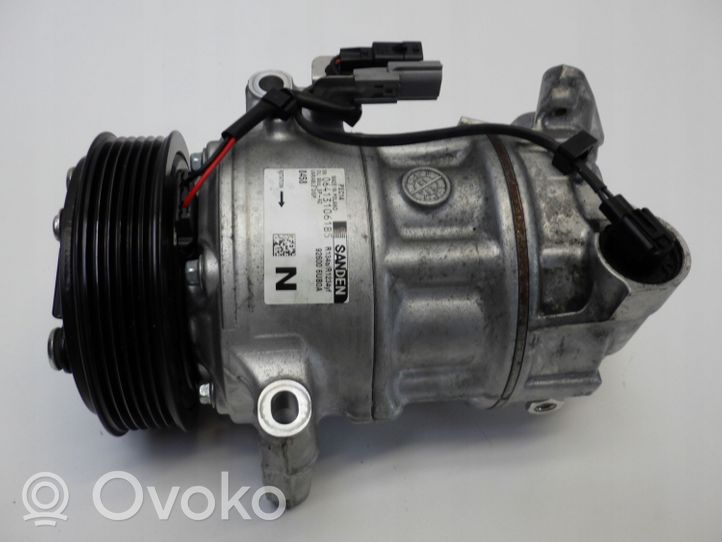 Nissan Qashqai J12 Kompresor / Sprężarka klimatyzacji A/C 926006UB0A