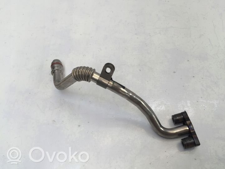 Nissan Qashqai J12 Tubo flessibile mandata olio del turbocompressore turbo 81854R