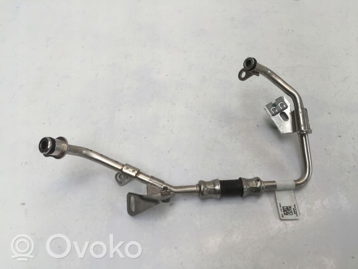 Nissan Qashqai J12 Tubo flessibile mandata olio del turbocompressore turbo 210457368R