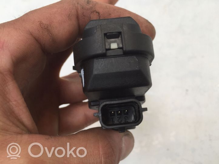 Nissan Qashqai J12 Motorino di regolazione assetto fari 260566235R