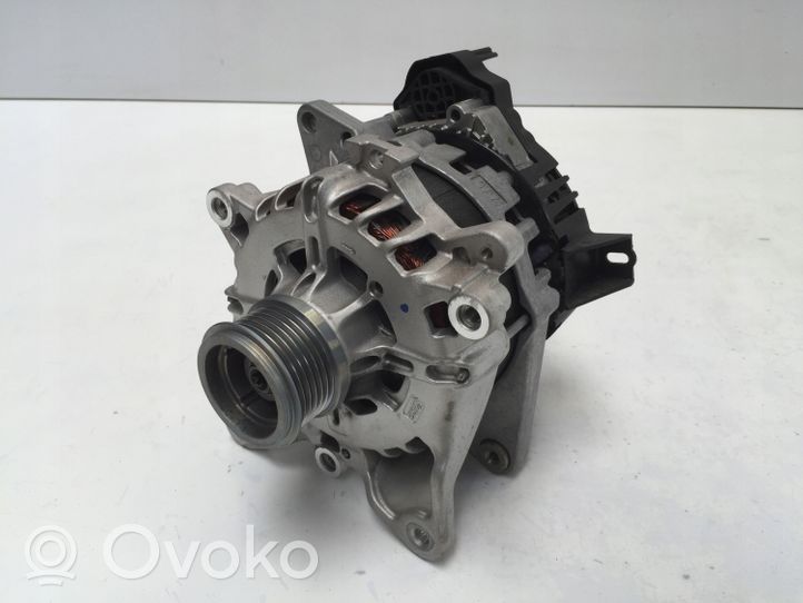 Nissan Qashqai J12 Generatore/alternatore 2310A1749R