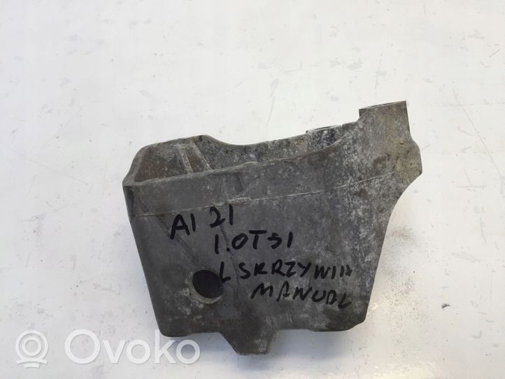 Audi A1 Support de boîte de vitesses 5Q0199117A