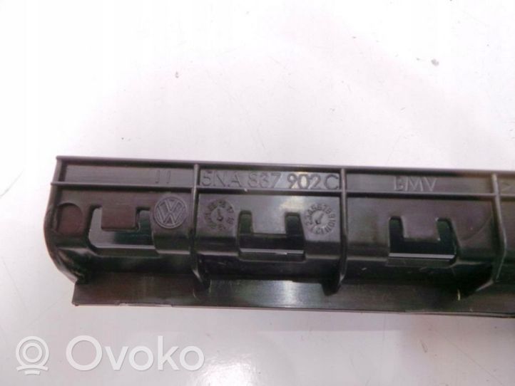 Seat Tarraco Listwa / Uszczelka szyby drzwi przednich 5NA837902