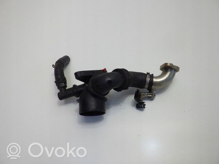 Mercedes-Benz Vito Viano W447 Turbo turbocharger oiling pipe/hose 240620077R