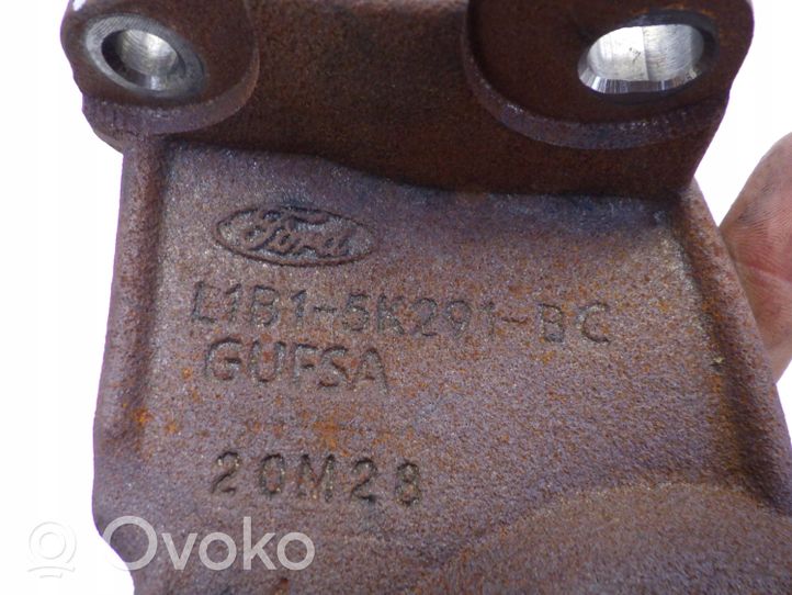 Ford Puma Staffa/supporto di montaggio della marmitta L1B15K291BC