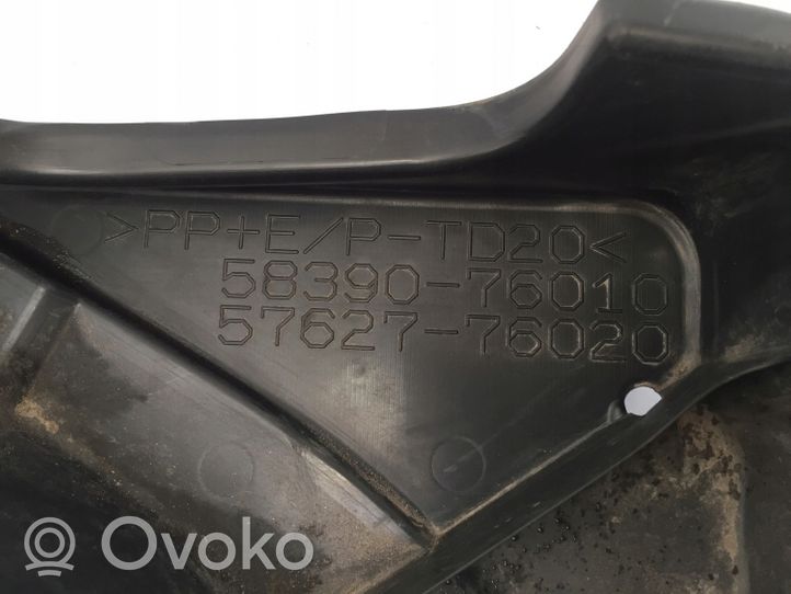 Lexus UX Muu alustan osa 5839076010