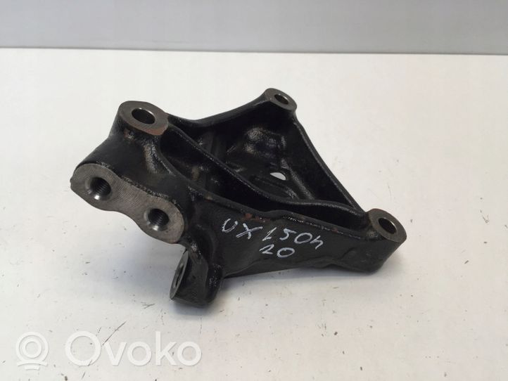 Lexus UX Engine mounting bracket 