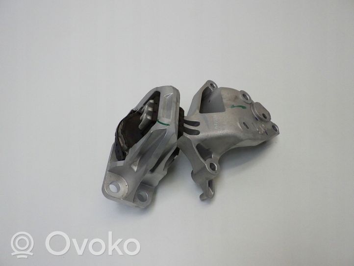 Nissan Qashqai J12 Supporto di montaggio del motore (usato) 112326UB0A