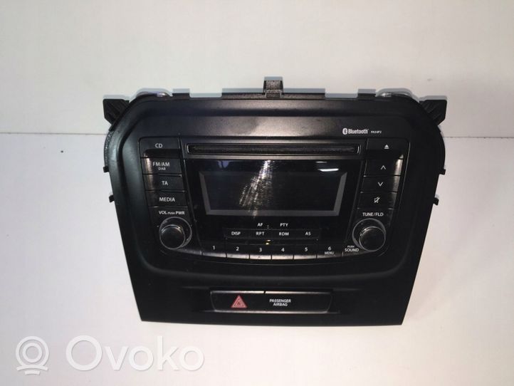 Suzuki Vitara (LY) Panel / Radioodtwarzacz CD/DVD/GPS 3910154P20