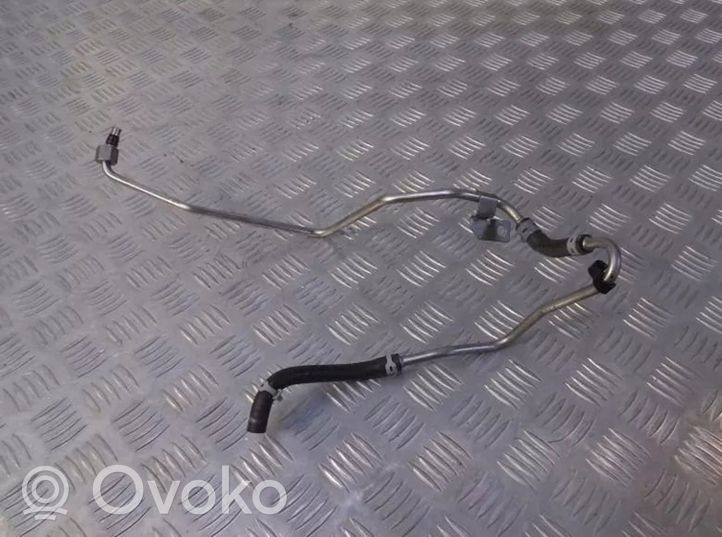 Volkswagen Tiguan Linea/tubo/manicotto combustibile 04L131582E