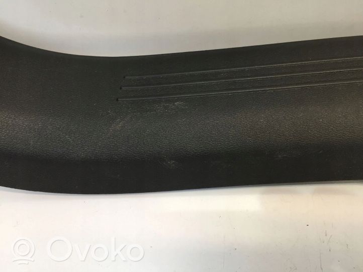 Volvo XC40 Copertura del rivestimento del sottoporta anteriore 31469225