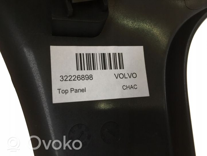 Volvo XC40 Muu keskikonsolin (tunnelimalli) elementti 32226898