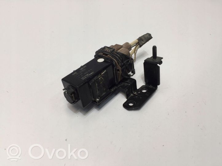 KIA Stonic Hehkutulpan esikuumennuksen rele 368302A850