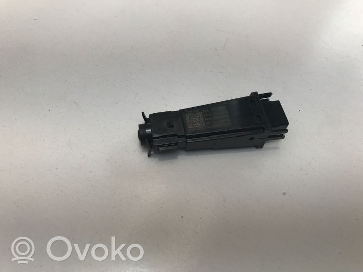 Volkswagen ID.3 Gaismas sensors 5WA907527