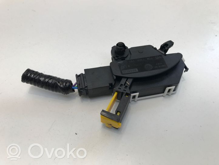 Nissan Qashqai J12 Czujnik położenia pedału sprzęgła 8200666173