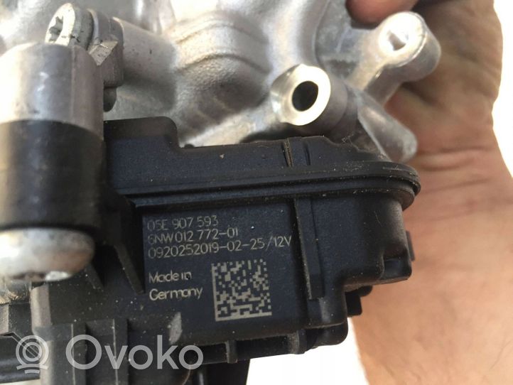 Seat Tarraco Vesipumppu 05E121111K