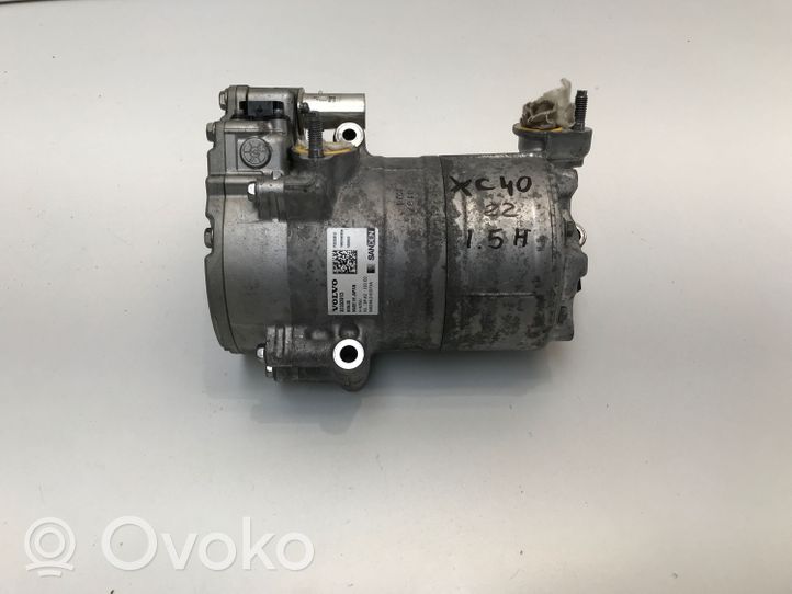 Volvo XC40 Compressore aria condizionata (A/C) (pompa) 32333913