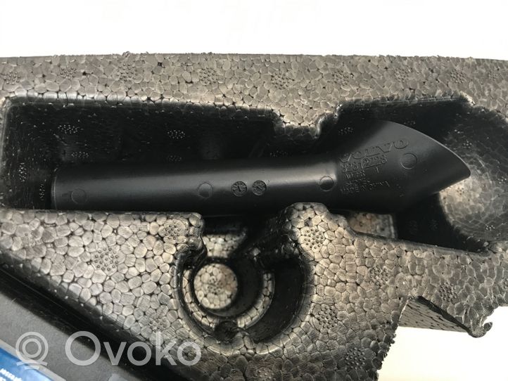 Volvo XC40 Kompresor do opon 32340090