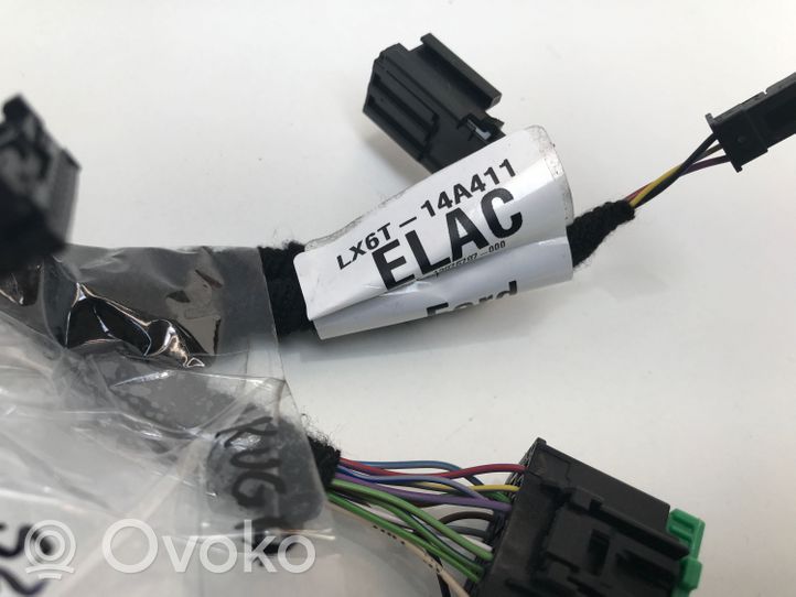 Ford Kuga III Installation de toit ouvrant électrique LX6T14A411ELAC