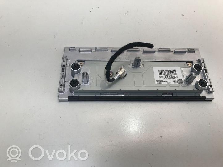 Opel Mokka B Monitor / wyświetlacz / ekran 9837721380