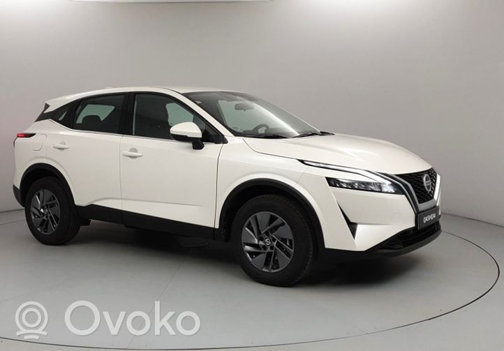 Nissan Qashqai J12 Vaihdelaatikon kannake 112546UB0B