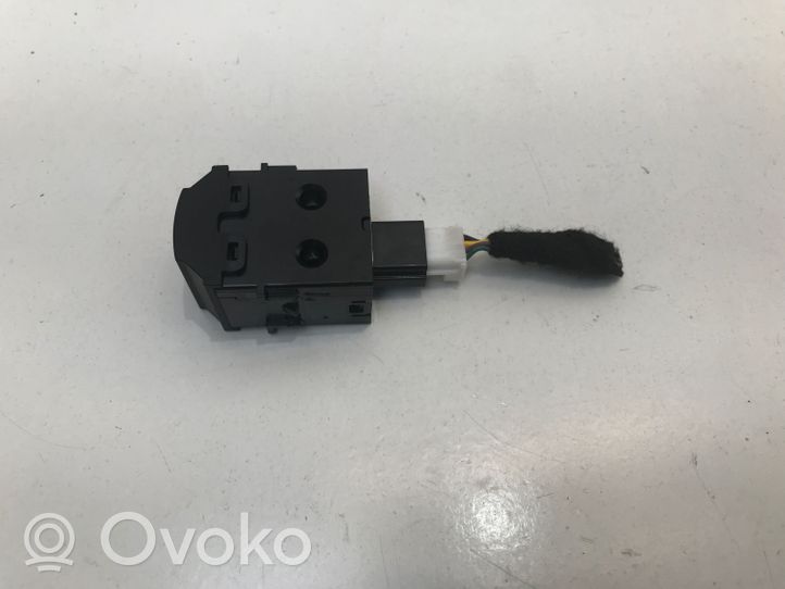 Nissan Qashqai J12 Interruttore di regolazione livello altezza dei fari 299192122