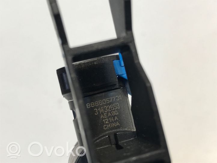 Volvo XC40 Sensor de presión de combustible 31432653