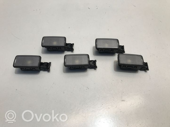 Volvo XC40 Inne oświetlenie wnętrza kabiny 31663793