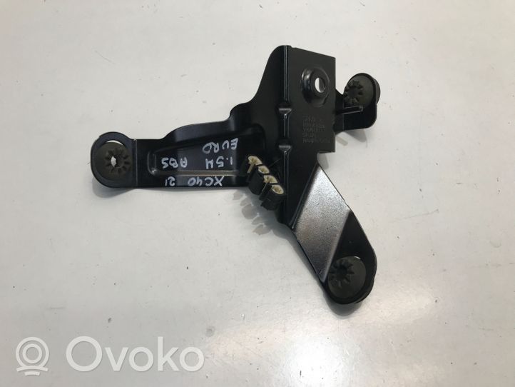 Volvo XC40 ABS pump bracket 31670431