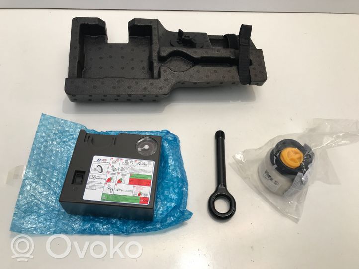 Hyundai i20 (BC3 BI3) Kit d’outils 09149Q0700
