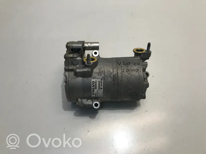 Volvo V60 Ilmastointilaitteen kompressorin pumppu (A/C) 32260523