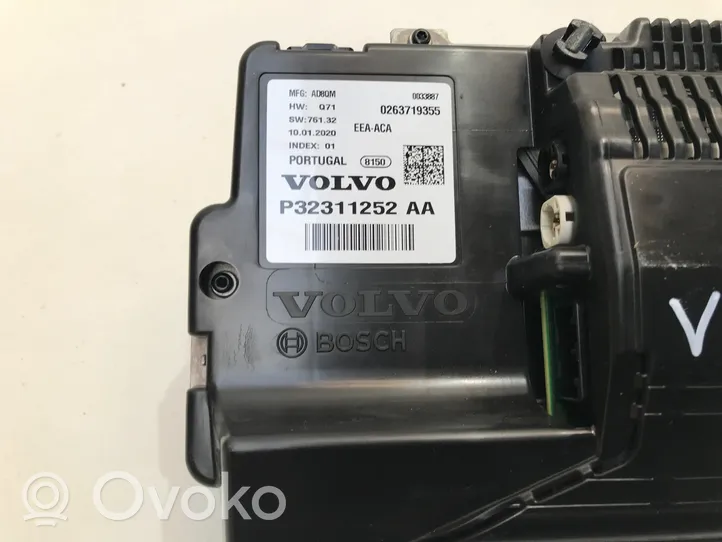 Volvo V60 Compteur de vitesse tableau de bord P32311252